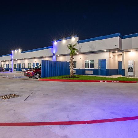 Azul Inn Aldine Екстер'єр фото